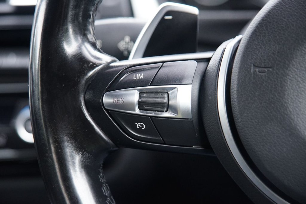 Used BMW 3 Series 2017 for sale - 76323108: Photo 11