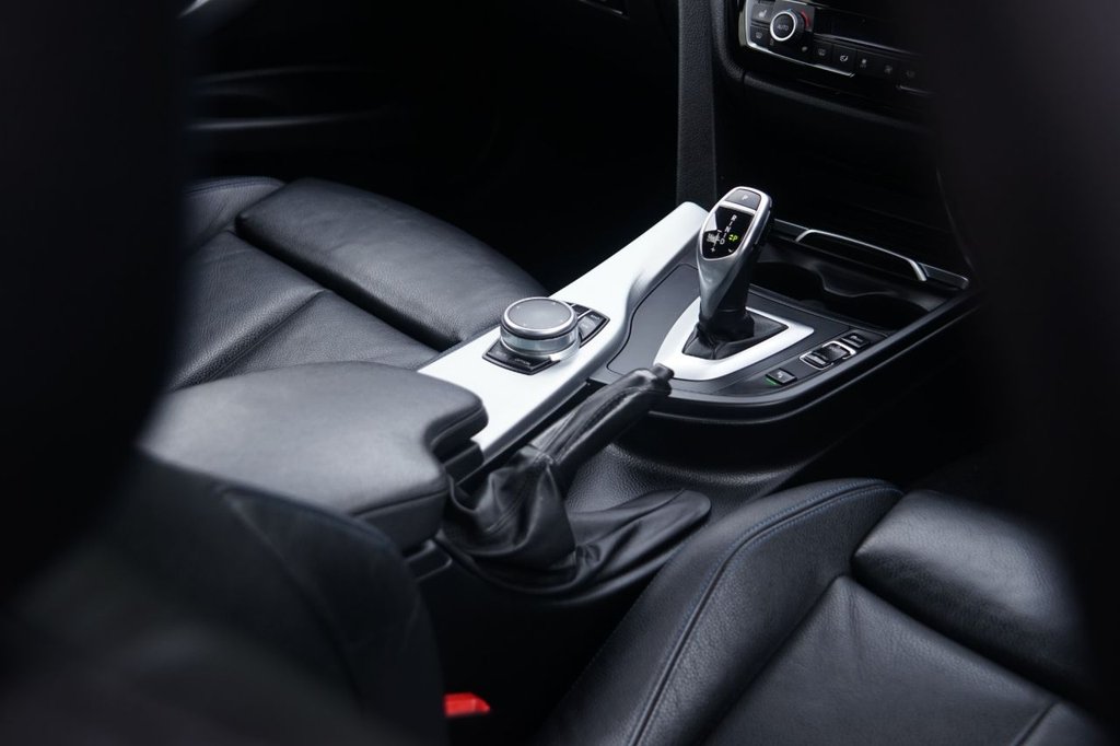 Used BMW 3 Series 2017 for sale - 76323108: Photo 24