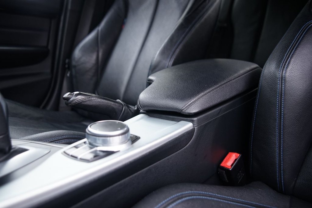 Used BMW 3 Series 2017 for sale - 76323108: Photo 25