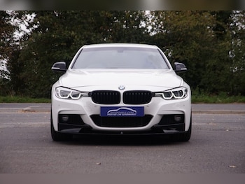 Used BMW 3 Series 2017 for sale - 76323108: Photo