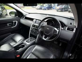 Used Land Rover Discovery Sport 2017 for sale - 74722239: Photo