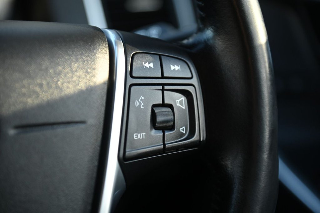 Used Volvo XC60 2016 for sale - 77262940: Photo 13