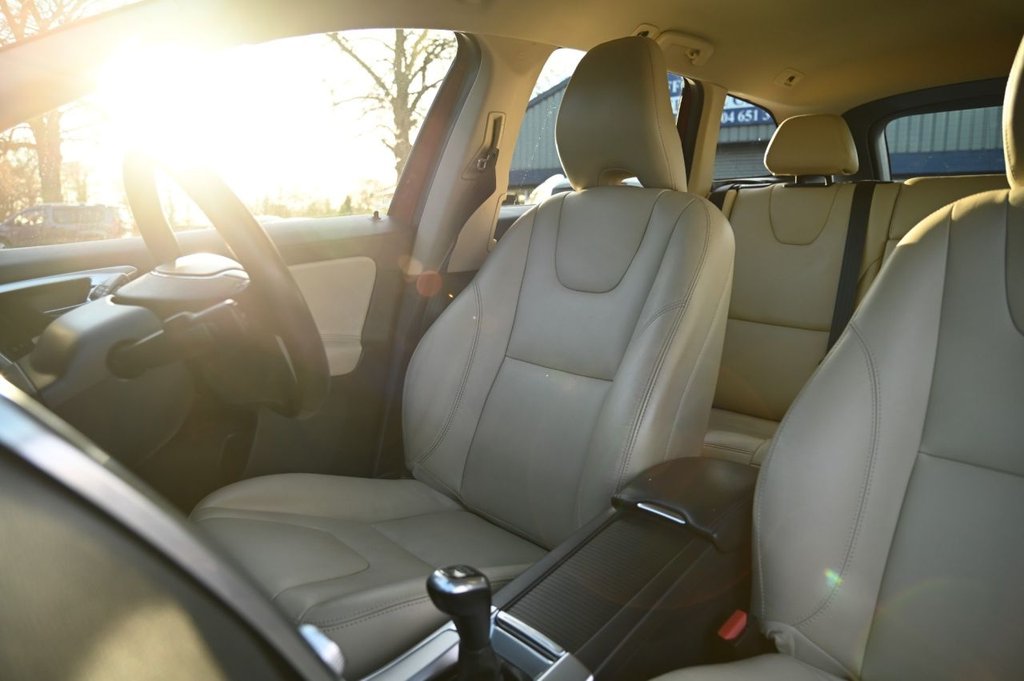 Used Volvo XC60 2016 for sale - 77262940: Photo 25