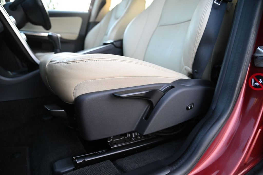 Used Volvo XC60 2016 for sale - 77262940: Photo 26