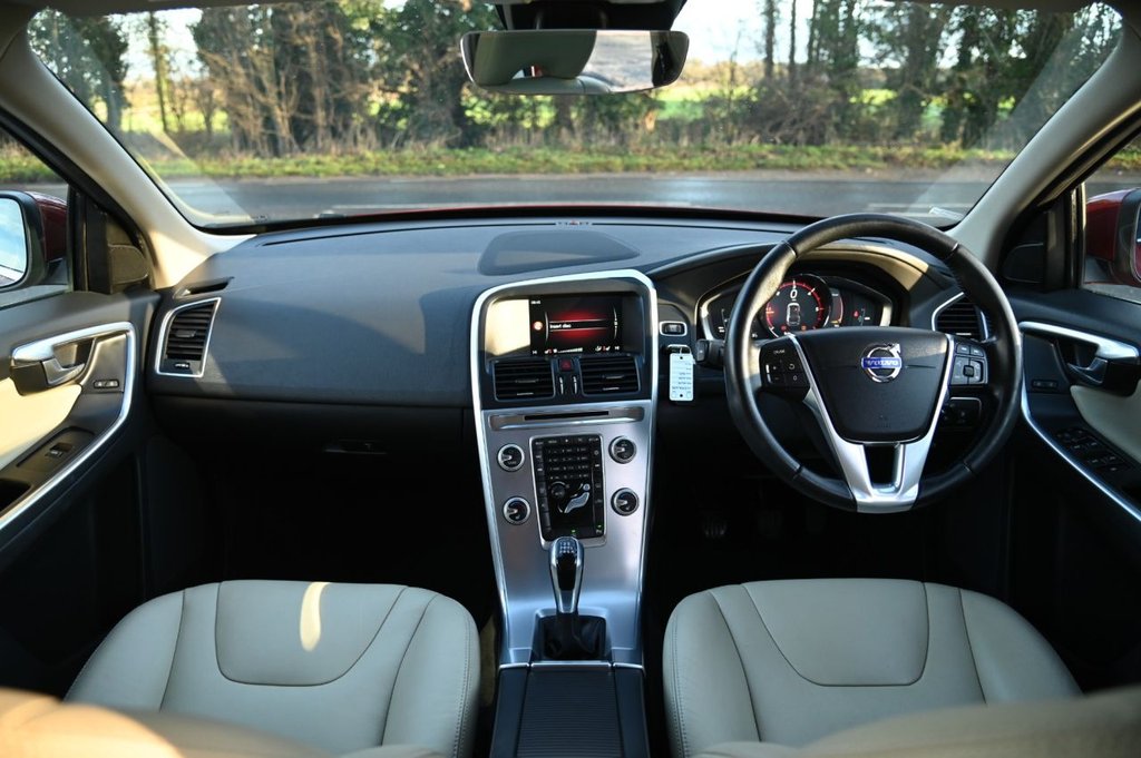 Used Volvo XC60 2016 for sale - 77262940: Photo 3