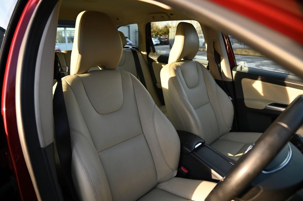 Used Volvo XC60 2016 for sale - 77262940: Photo 33