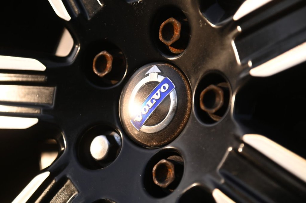 Used Volvo XC60 2016 for sale - 77262940: Photo 43