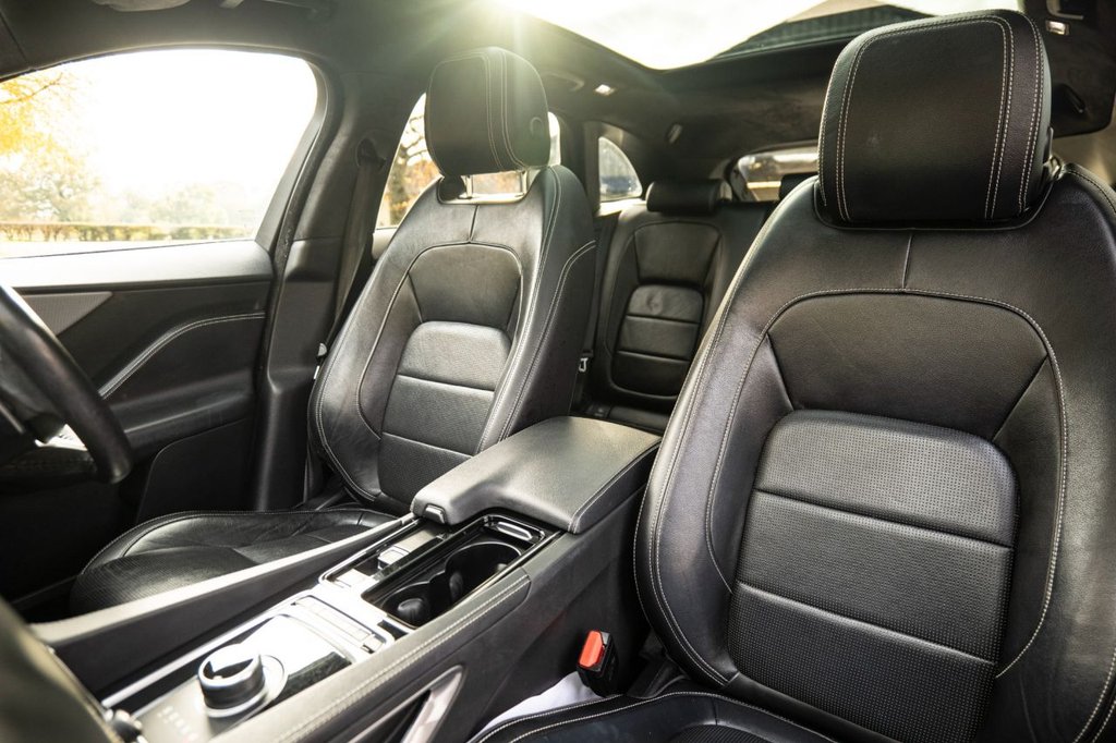 Used Jaguar F-Pace 2020 for sale - 76429826: Photo 16