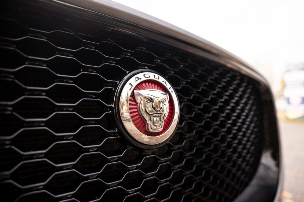 Used Jaguar F-Pace 2020 for sale - 76429826: Photo 23