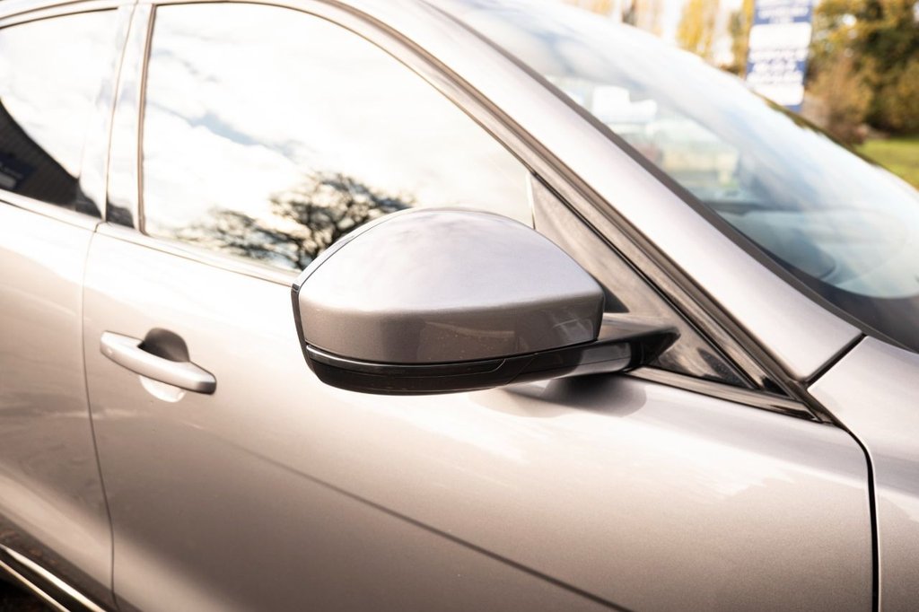 Used Jaguar F-Pace 2020 for sale - 76429826: Photo 32