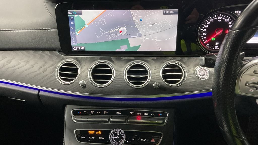 Used Mercedes-Benz E Class 2018 for sale - 77288088: Photo 10