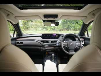 Used Lexus UX 2022 for sale - 74065948: Photo