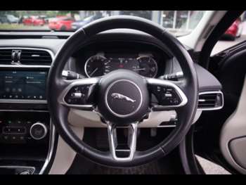 Used Jaguar XE 2019 for sale - 75111506: Photo