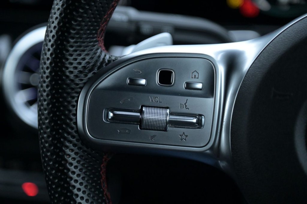 Used Mercedes-Benz GLB 2023 for sale - 77369050: Photo 10