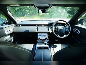 Used Land Rover Range Rover Velar 2018 for sale - 79114182: Photo