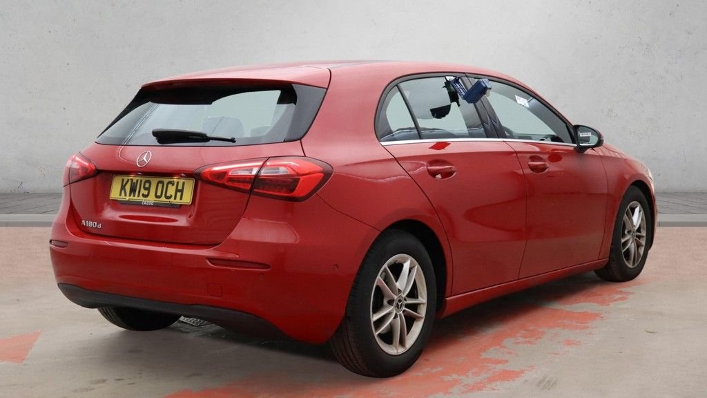 Used Mercedes-Benz A-Class 2019 for sale - 77452283: Photo 2