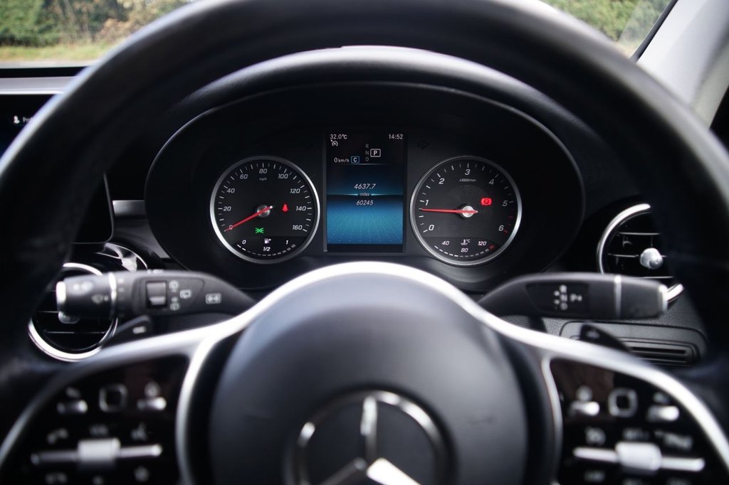 Used Mercedes-Benz GLC 2019 for sale - 76604529: Photo 13