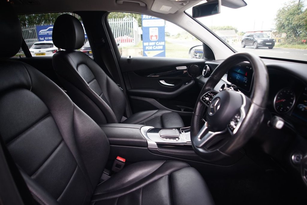 Used Mercedes-Benz GLC 2019 for sale - 76604529: Photo 28