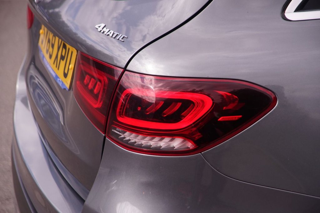 Used Mercedes-Benz GLC 2019 for sale - 76604529: Photo 41