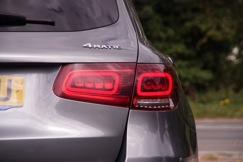 Used Mercedes-Benz GLC 2019 for sale - 76604529: Photo 42