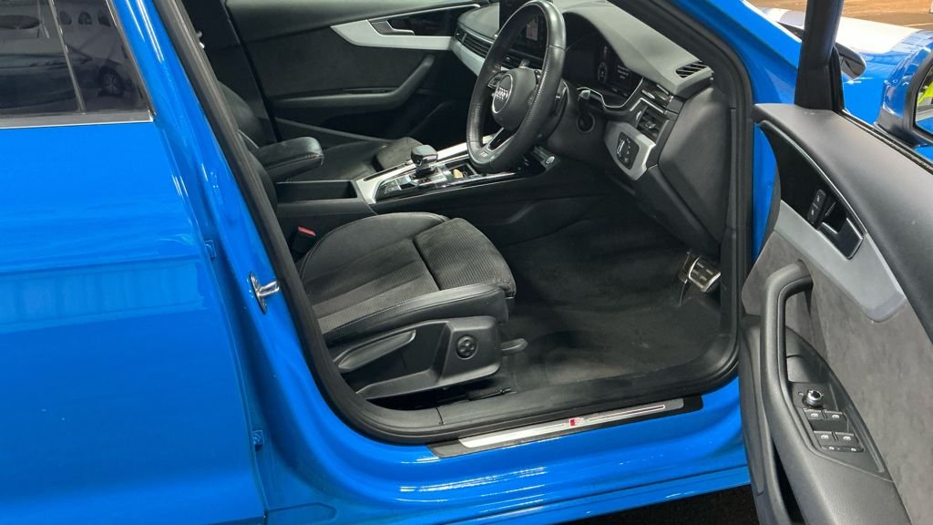 Used Audi A4 2020 for sale - 76582789: Photo 5