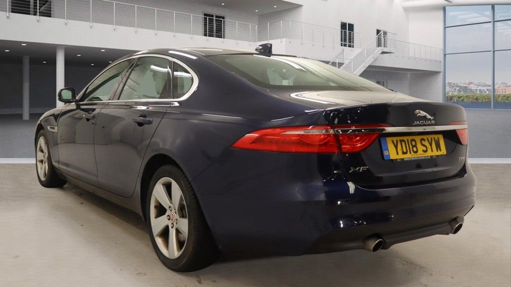 Used Jaguar XF 2018 for sale - 77302779: Photo 3