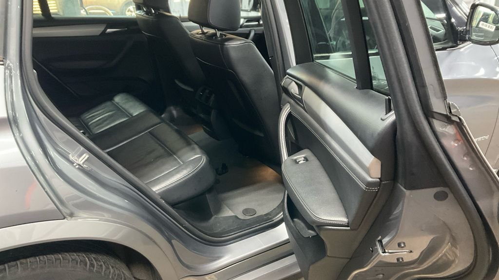 Used BMW X3 2015 for sale - 77122084: Photo 8