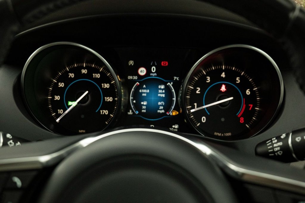 Used Jaguar F-Pace 2017 for sale - 76430089: Photo 12