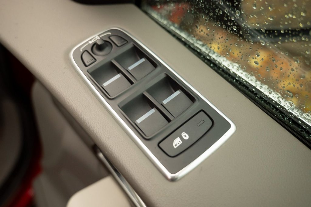 Used Jaguar F-Pace 2017 for sale - 76430089: Photo 19