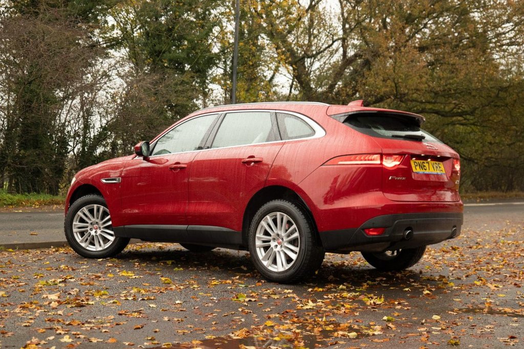Used Jaguar F-Pace 2017 for sale - 76430089: Photo 2