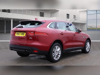 Used Jaguar F-Pace 2017 for sale - 76430089: Photo