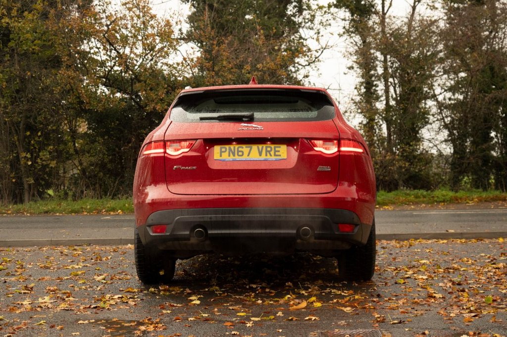 Used Jaguar F-Pace 2017 for sale - 76430089: Photo 4