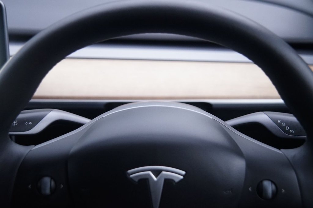 Used Tesla Model 3 2021 for sale - 76386372: Photo 14