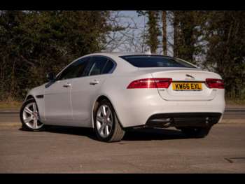 Used Jaguar XE 2016 for sale - 73644256: Photo