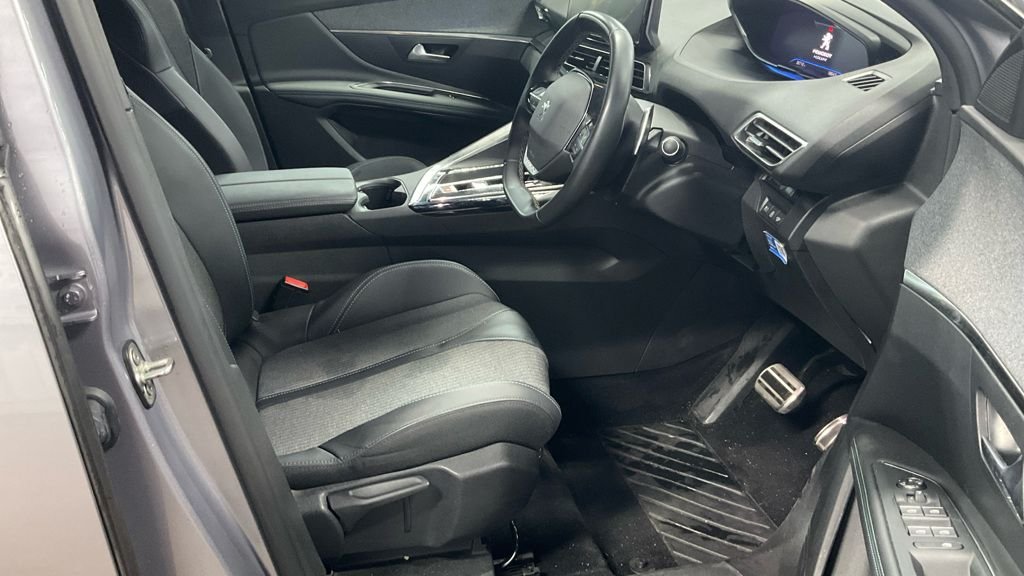 Used Peugeot 3008 2023 for sale - 76417689: Photo 5