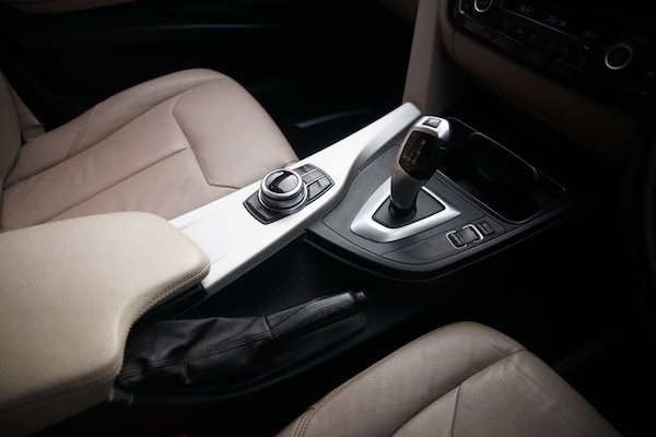 Used BMW 3 Series 2018 for sale - 76106081: Photo 8