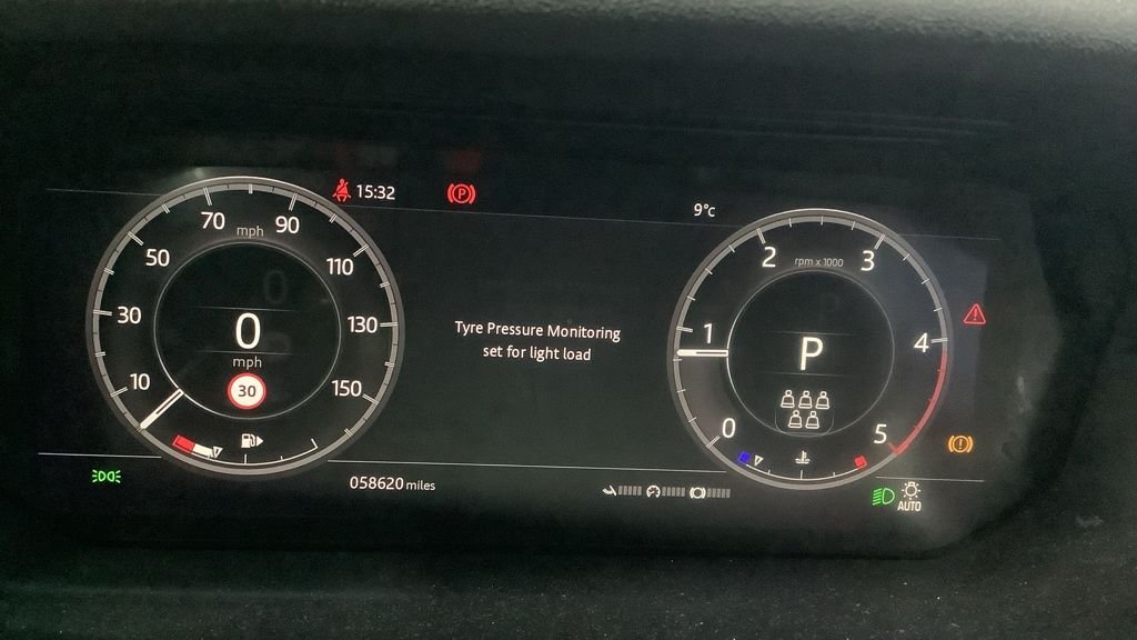 Used Land Rover Discovery Sport 2019 for sale - 77153426: Photo 9