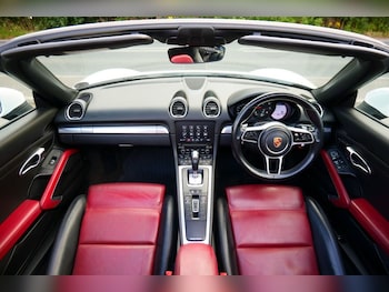 Used Porsche Boxster 2019 for sale - 79103239: Photo