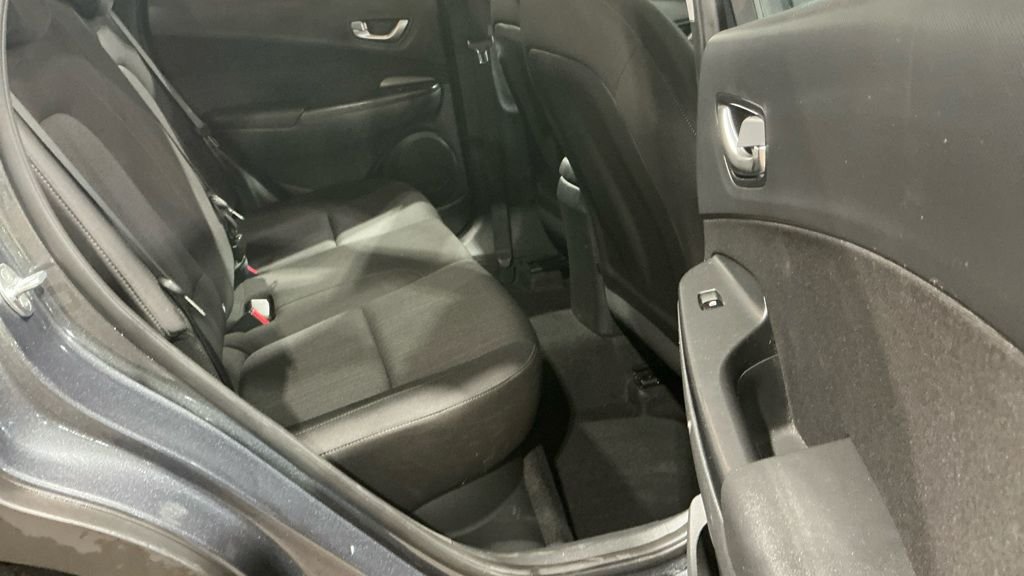 Used Hyundai KONA 2022 for sale - 76973481: Photo 8