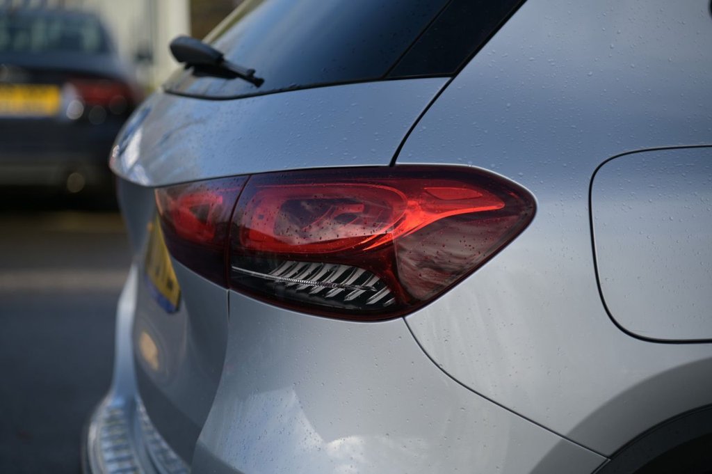 Used Mercedes-Benz GLA 2021 for sale - 76604958: Photo 46