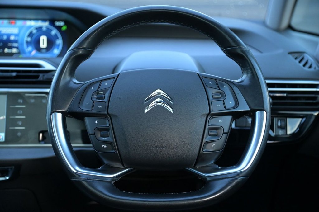 Used Citroen C4 Picasso 2015 for sale - 76665735: Photo 10