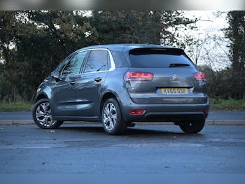 Used Citroen C4 Picasso 2015 for sale - 76665735: Photo