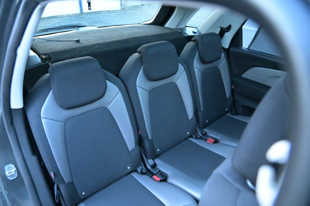 Used Citroen C4 Picasso 2015 for sale - 76665735: Photo 37