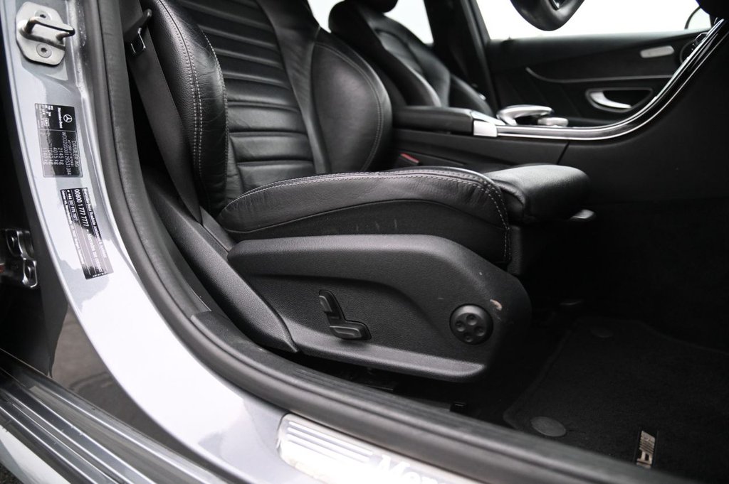 Used Mercedes-Benz C Class 2020 for sale - 77140175: Photo 24
