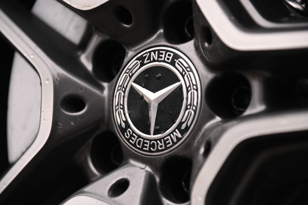 Used Mercedes-Benz C Class 2020 for sale - 77140175: Photo 42