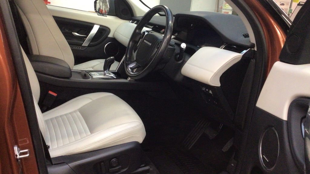 Used Land Rover Discovery Sport 2019 for sale - 76655243: Photo 9