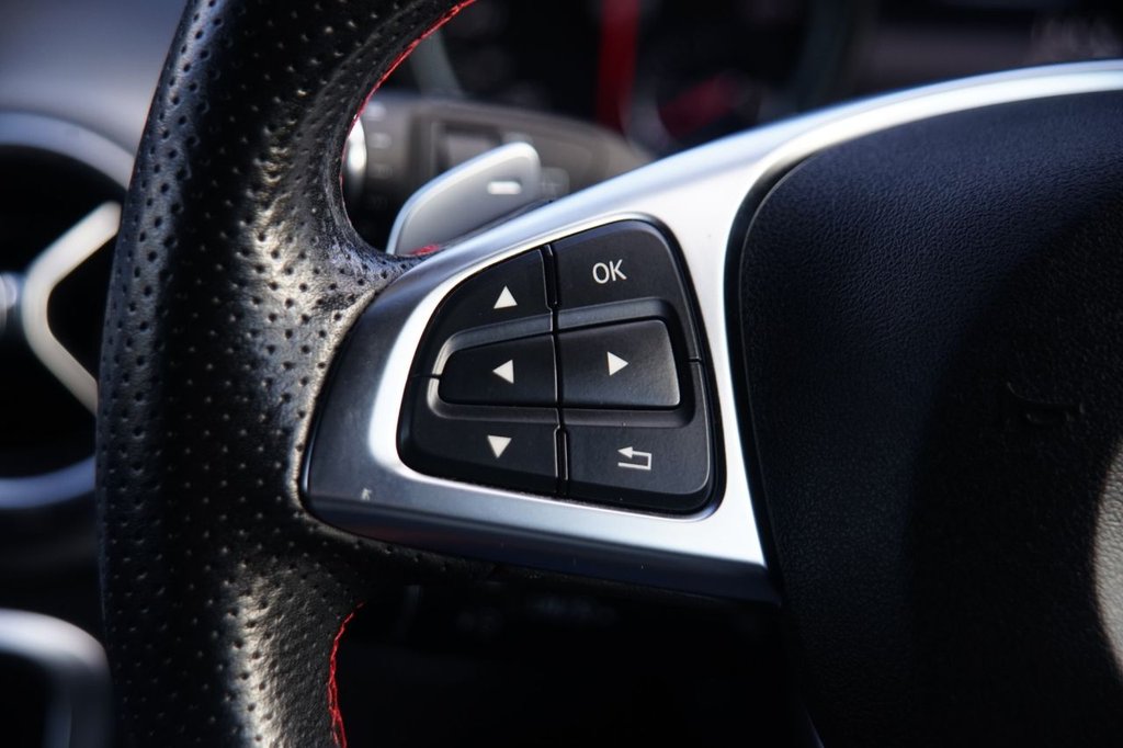 Used Mercedes-Benz GLA 2019 for sale - 76520672: Photo 11