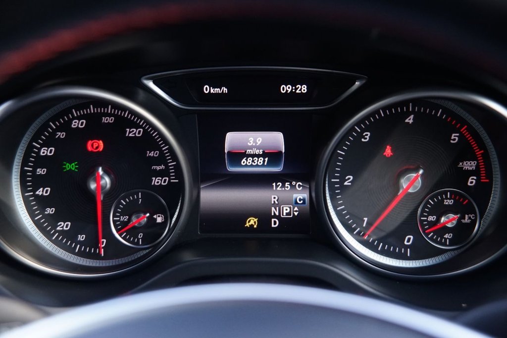 Used Mercedes-Benz GLA 2019 for sale - 76520672: Photo 14