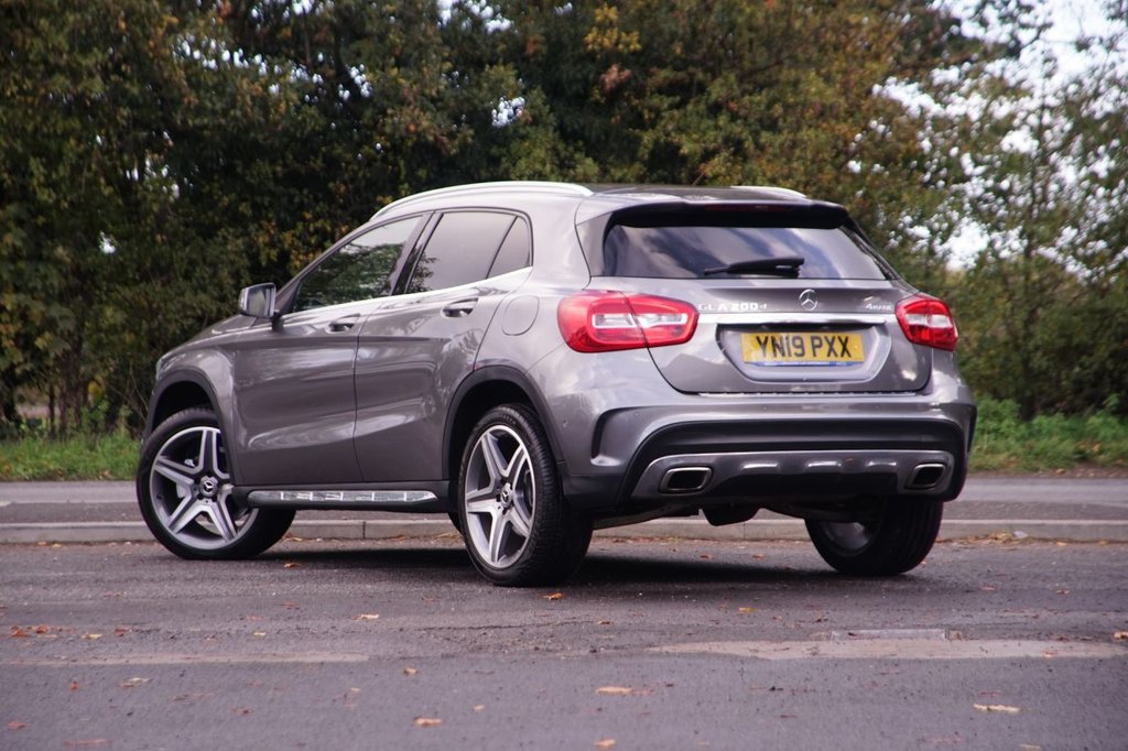 Used Mercedes-Benz GLA 2019 for sale - 76520672: Photo 2