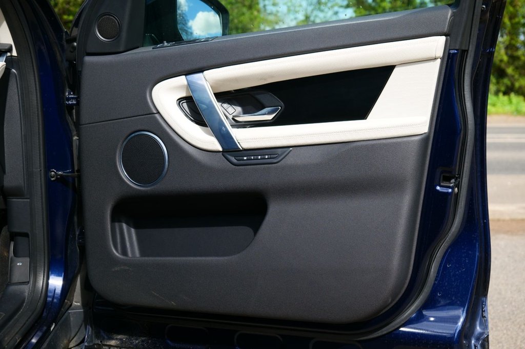 Used Land Rover Discovery Sport 2021 for sale - 78212711: Photo 29